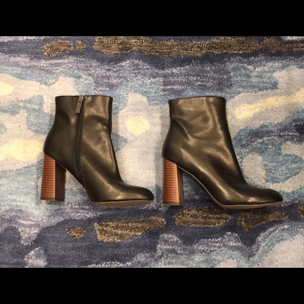 Merona 3” vegan leather ankle boots / booties